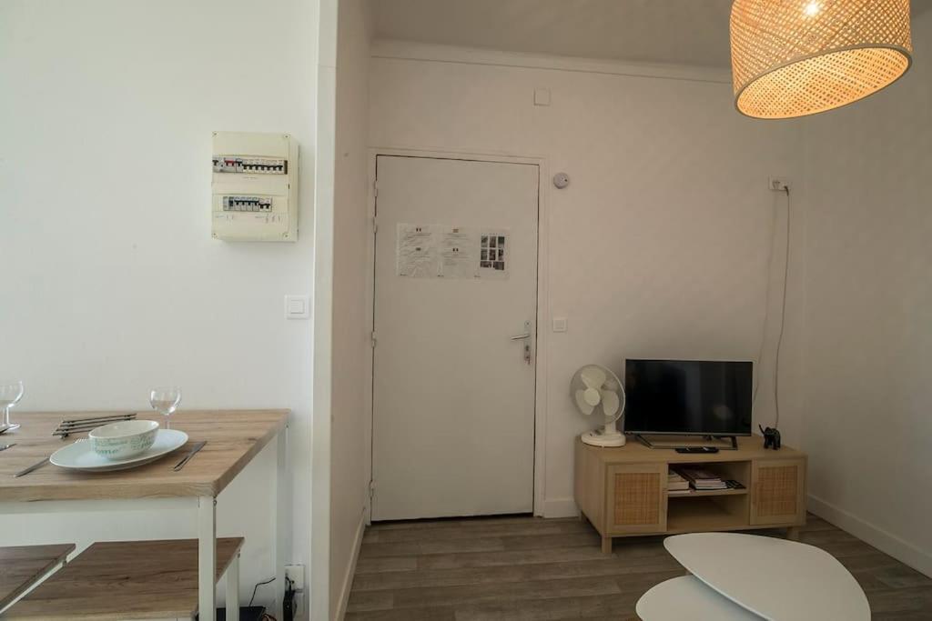 Le Jungle - - Proche Sanctuaire * Lourdes